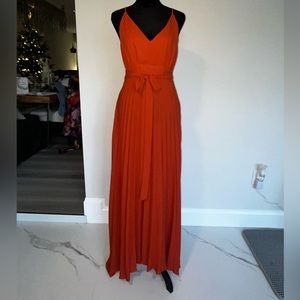 Never worn, fun pleated maxi dress.